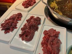 -潮牛岛·潮汕鲜切牛肉自助火锅(无锡首店)