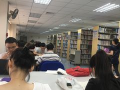 -南山图书馆(常兴路店)