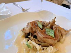 烟熏乳鸽配秋菇-Jean Georges