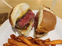 -HELLO 27 意面·沙拉·帕尼尼