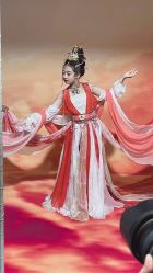 -盘子女人坊生日照·摄影馆(浦东店)