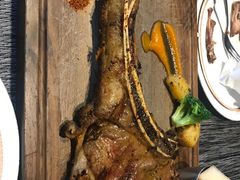 -悦享绿山墙西餐厅