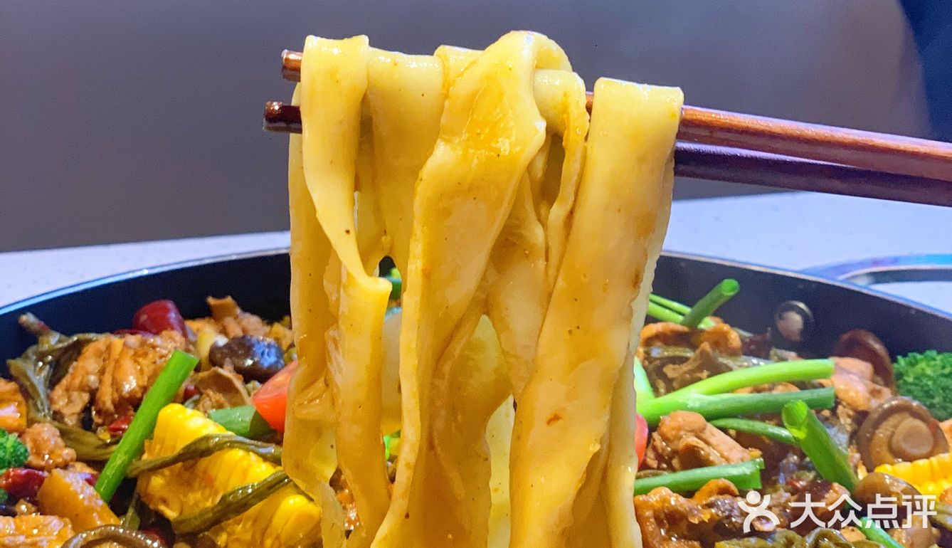这家新疆炒鸡真的太美味了！