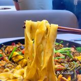 这家新疆炒鸡真的太美味了！