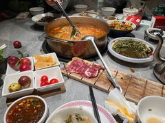-野山舂·贵州现舂酸汤牛肉(民生路店)