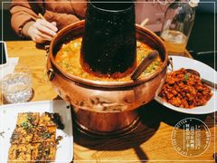 -一坐一忘云南菜(嘉里中心店)