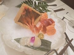 -京彩臻品火锅