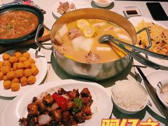 -肥仔文澳门猪骨煲(南京西路店)