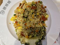 培根菠萝炒饭-食悦天美食广场(长沙IFS国金中心店)