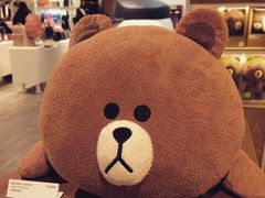 -LINE FRIENDS Garosu-gil Flagship Store