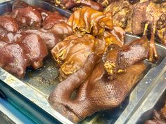 -老鼎万春卤菜(五代传承创始老店)