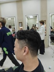 -八佰伴8008星级形象店