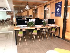 -沃尔得国际英语(泉城路校区)