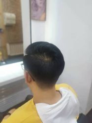 -霖昊美容美发