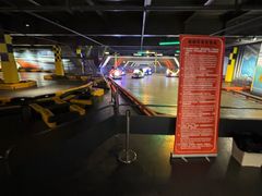 -极限PLAY运动娱乐新世界·团建派对潮玩休闲馆·室内蹦极高空游乐园