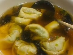 手包菜肉馄饨-930私房菜(欧阳路店)