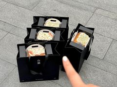 -白蘭BLANK(杭州湖滨银泰in77C区店)