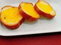 蒜香黄油面包-西单元牛排馆(长安大学城店)