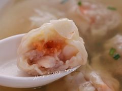 鲜虾蟹籽云吞-玲玲饮食店