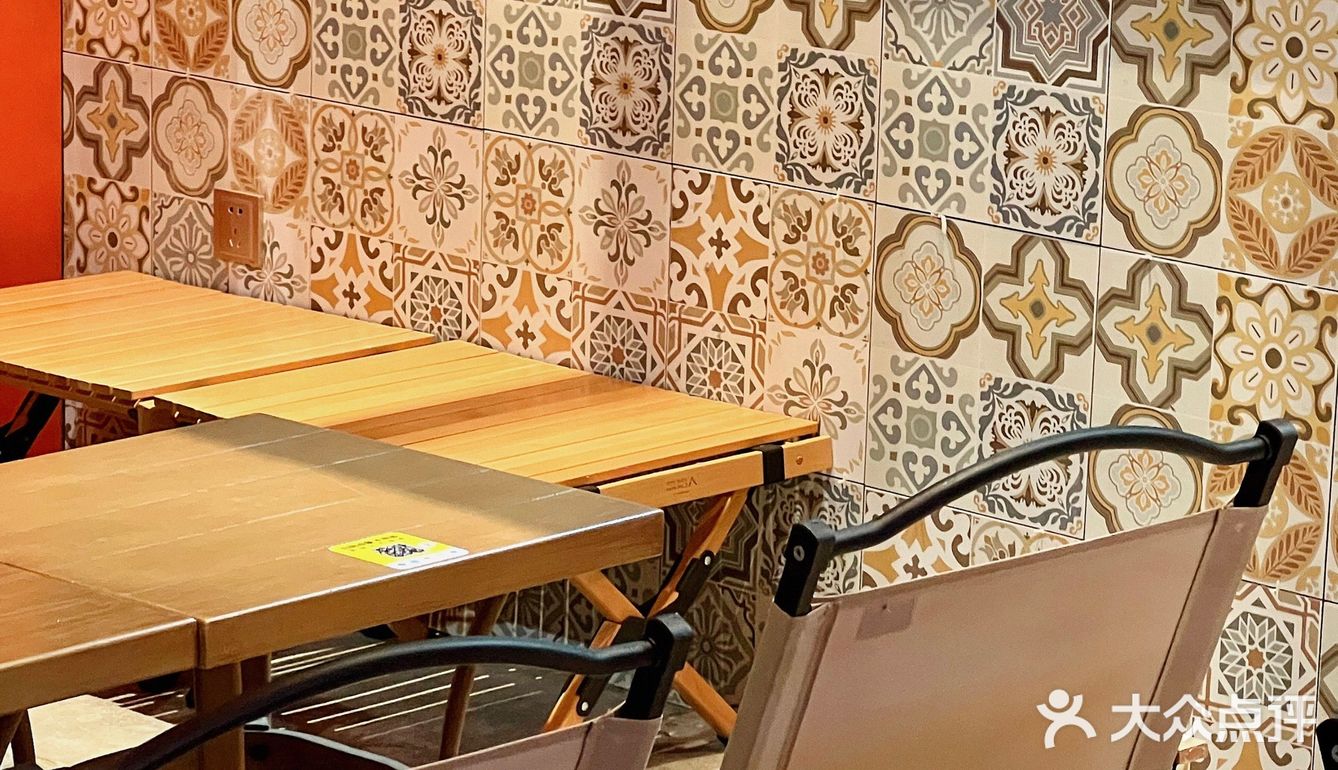 这家的海鲜沙茶火锅味道忒好了