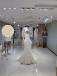 点击看大图 -GRACE KELLY婚纱与礼服(北京店)