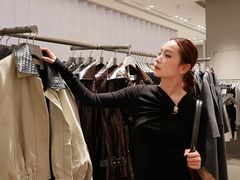 -URBAN REVIVO(西安Momopark店)