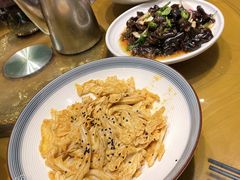 -三姐妹餐厅(曲江店)