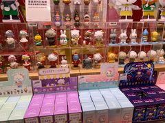 -泡泡玛特POPMART(杭州乐堤港店)