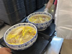 -火烧房子菊花米线(兴盛路店)