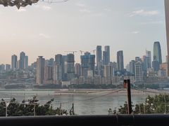 -冰冰龙虾·江湖菜·花园江景餐厅