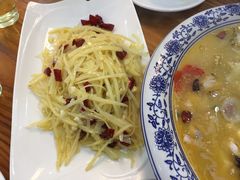 -宏利土菜馆(马山店)