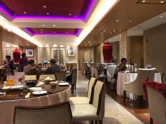 -广州中心皇冠假日酒店·百粤楼