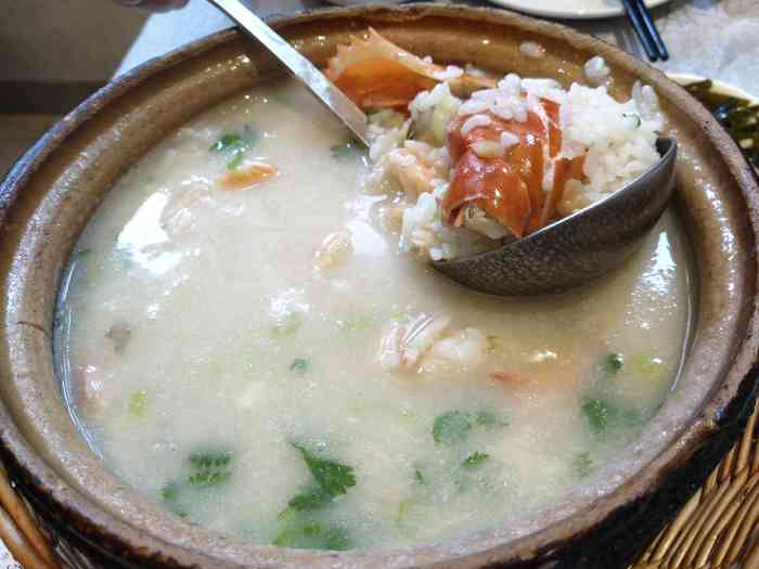 潮州府砂锅粥(五角场店)-"身体欠佳 下课后也晚 这家营业时间很晚 .