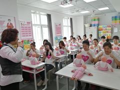 -爱月宝月嫂·育儿嫂(哈尔滨总店)