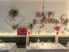 -春树下·树屋花房西餐厅(罍街AS1980店)