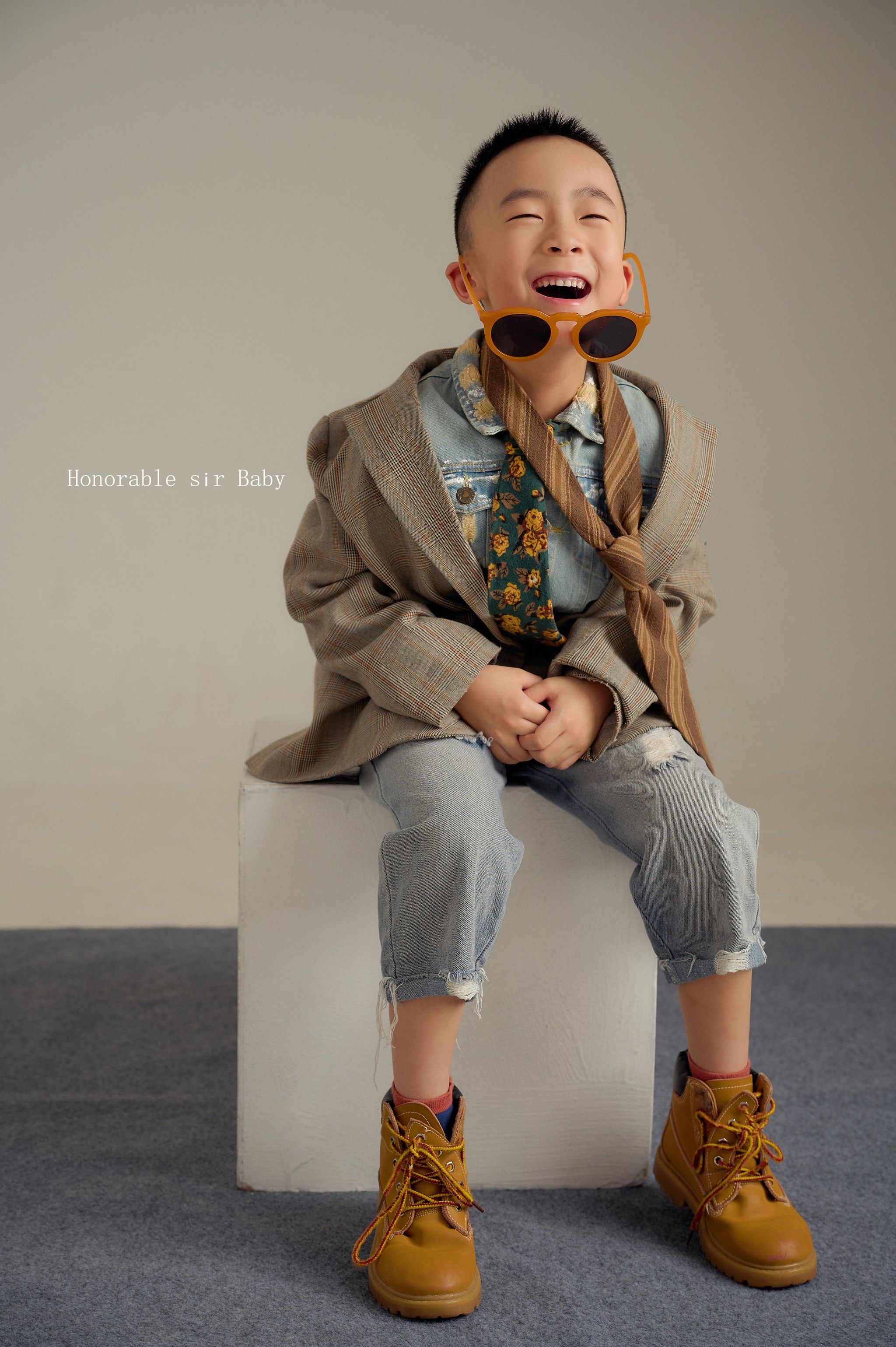 酷酷的小男孩,这样拍也太帅了