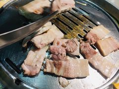-哈哈碳都·牛肋条无限自助烤肉(台江万达店)