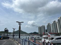 -三亚游船旅游中心(三亚鹿回头游艇游船公共码头店)