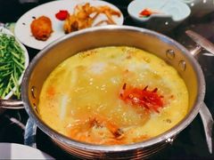 -淡尾·海鲜自助概念餐厅(虹桥南丰城店)