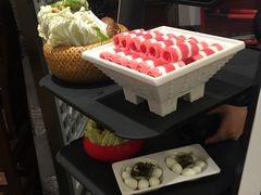 -小天鹅火锅·一线江景洪鼎旗舰店(洪崖洞店)