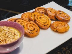鸭肝酱伴葱油饼-杭州西子湖四季酒店·金沙厅