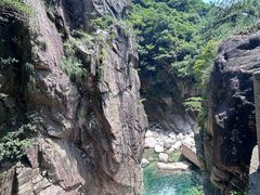 -鄣山大峡谷