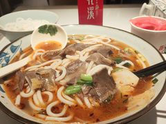 -鑫花溪牛肉米粉(凤凰街创始总店)