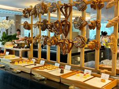 -圣丰索菲特·2 On 988 Café 自助餐厅