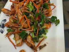 葱炒河虾-广迎居老正兴菜馆