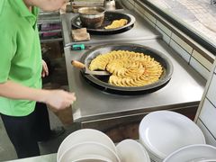 餐具摆设-草桥清真牛肉锅贴扁食店