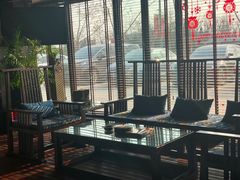 靠窗位-浩运海鲜·16年专注青岛菜(石老人店)