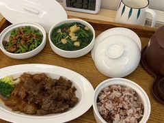 -雪梅月子中心(华侨城店)