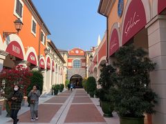 -佛罗伦萨小镇广佛名品奥特莱斯(疏港路店)