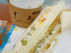 -全家便利店(孩儿巷店)